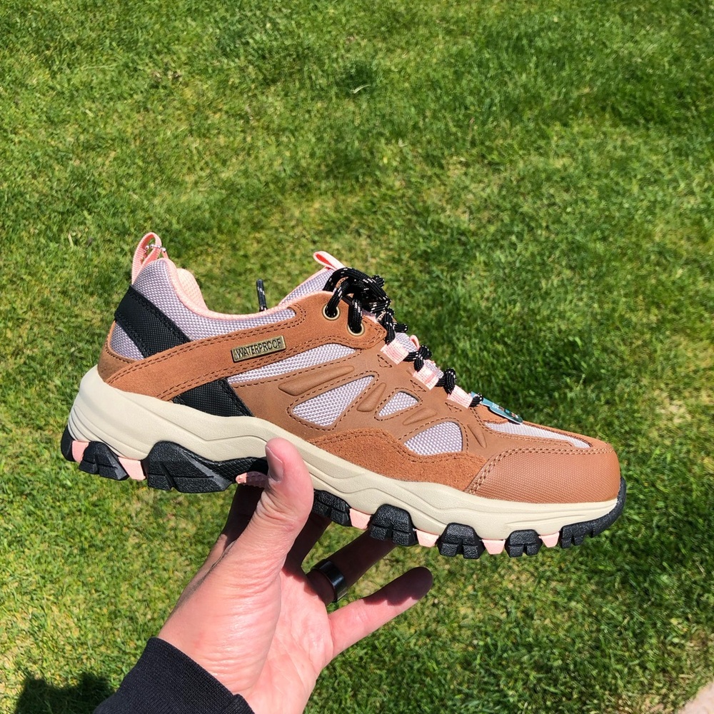 Skechers Shoes Women Sz 7.5 Outdoor Selmen West Highland Trail Hiking Waterproof